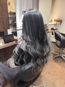 シルバーバレイヤージュ - Bulansis Hair掲載