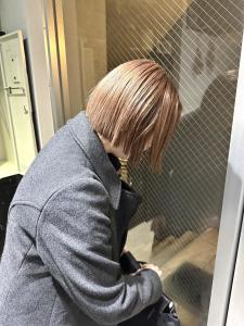 切りっぱなしボブ エアリーロング 美髪 ピンクブラウン - ARCANA 明治神宮前 表参道 原宿掲載