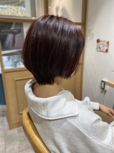 ショートボブ