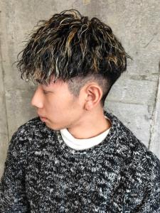 ツーブロック　ツイストスパイラルパーマ　ハイライト　メッシュ - MEN'S SALON alfRed 平針店掲載