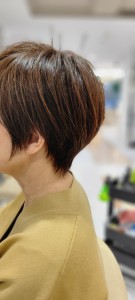 大人ショートボブスタイル - e.m.a PREMIUM BEAUTY SALON掲載