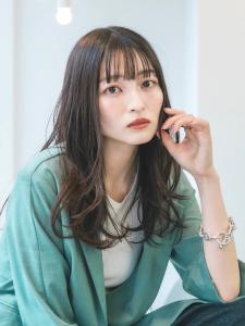 うるつや透明感アッシュグ レージュ小顔シースルーバング - beauty:beast 熊本上通り店掲載