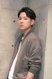 BERRYアッシュブラックベリーショートひし形シルエット黒髪 - hairs BERRY 長住店掲載