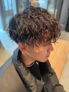 マッシュショート　ツイストスパイラルパーマ　ベージュカラー - Men's Salon bloc掲載