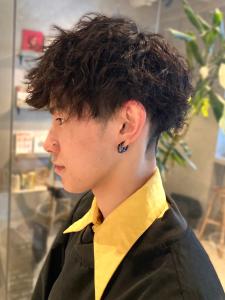 ツーブロック　ツイストスパイラルパーマ　メンズショート　束感 - Men's Salon bloc掲載