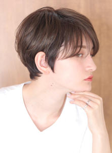 小顔美髪イメチェンピンクブラウン切りっぱなしボブショート - INCEPTION  GINZA 銀座掲載