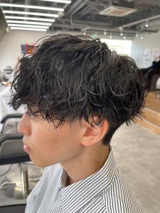 波巻きパーマツイストスパイラルパーマメンズ名駅名古屋 - LUVISM 名駅店【ラヴィズム】掲載