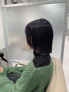 ブリーチ1回 暗めパープル - Eleanor  spa&treatment池袋店掲載