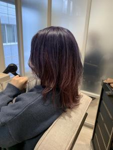 ブリーチ2回 カシスデザインカラー - Eleanor  spa&treatment池袋店掲載
