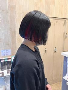 大人かわいいストレート切りっぱなしインナーカラー - ブロッサムひばりヶ丘店掲載