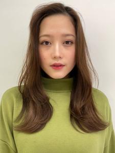 アップバング　ロングレイヤー　透明感　アッシュベージュカラー - Glimpse 大濠店掲載