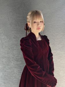 切りっぱなしボブ エアリーロング 美髪 ピンクブラウン - ARCANA 明治神宮前 表参道 原宿掲載