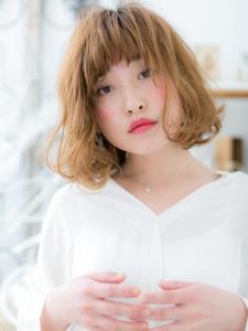 外国人風小顔ハイライト韓国風外ハネボブ　ことりベージュ - mod's hair 越谷西口店【モッズヘア】掲載