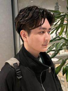 センターパート　メンズパーマ　ツーブロック　爽やか　メッシュ - Men's Salon bloc掲載