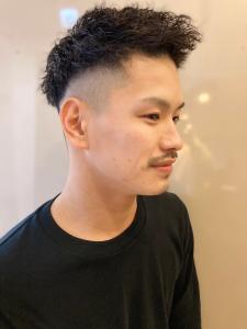 フェードカット　アップバング　爽やか　ビジネス　黒髪　モテ髪 - Men's Salon bloc掲載