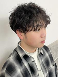 ゆるめパーマ　刈り上げマッシュ　束感スタイリング - MENS SALON RUGGED 大野城店掲載