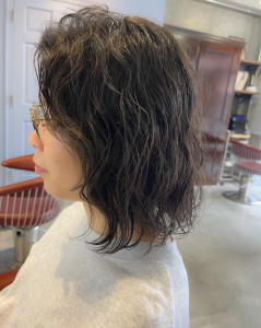 くるくるパーマ×ダークグレージュ - Lourdes hair design掲載