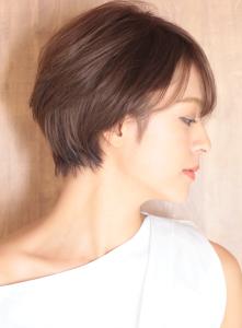 小顔美髪イメチェンピンクブラウン切りっぱなしボブショート - INCEPTION  GINZA 銀座掲載