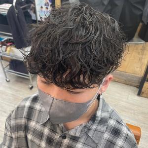 メンズ波巻きパーマ - Dijon 髪質改善×ダブルカラー×縮毛矯正 渋谷 原宿 表参道【ディジョン】掲載