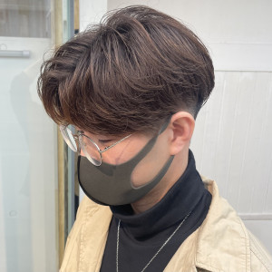 韓国風センターパート　ニュアンスパーマ - Dijon 髪質改善×ダブルカラー×縮毛矯正 渋谷 原宿 表参道【ディジョン】掲載