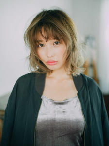 黒髪がセクシー♪くせ毛風セミディ - 仙台 美容室 loki 髪質改善 個室サロン4月 OPEN掲載