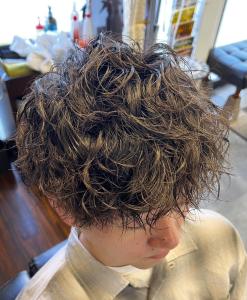 ストックホルムの湖の水面の如き穏やかパーマネント - Grooming&Hair Salon SKY掲載
