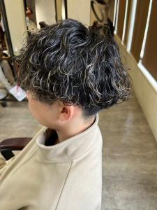 men's波まきパーマ - newi 国分寺掲載