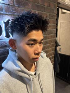ツーブロスキンフェード - メンズ専門理容室　BroTokyo BARBERSHOP 有楽町店掲載