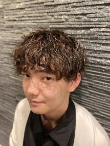 おしゃれにきまるゆるふわツイススパイラルパーマ - HIROGINZA 恵比寿店【ヒロ銀座】渋谷中目黒代官山広尾掲載