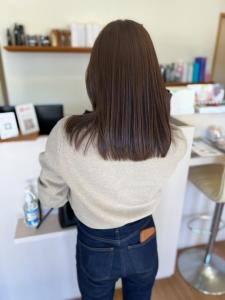 透け感のある艶ベージュカラー - le ali掲載