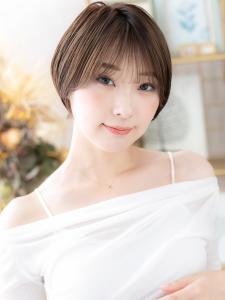 透け感バレイヤージュ前下がり丸みショート　グレーベージュ - COVER HAIR bliss志木南口駅前店掲載