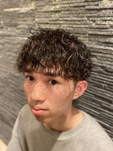 おしゃれにきめるツイストスパイラルパーマ - HIROGINZA 恵比寿店【ヒロ銀座】渋谷中目黒代官山広尾掲載