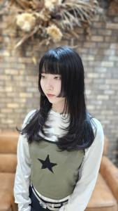 顔周りレイヤー大人可愛い姫カット20代30代黒髪ストレート暗 - newi八王子掲載