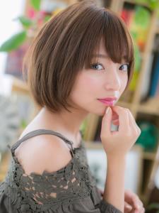 引き締めオリーブグレージュ小顔前下がりボブ　アースカラー - COVER HAIR & SPA bliss 浦和西口店【カバー ヘア アンド スパ ブリス】掲載