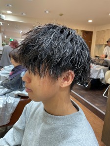 緩めのツイストスパイラルパーマ - HAIR BRAND Link 【リンク】トアロード店掲載