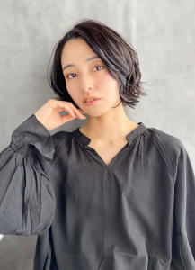 20代30代40代ミセスツヤ髪イメチェン大人ショート黒髪 - W-STANDARD＋n掲載