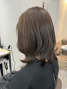 ★透明感★オリーブグレージュ外ハネスタイル - u'i by first北四番丁掲載