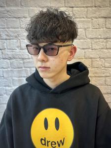 スペインカール×フェード/スキンフェード【新宿/理容室】 - 銀座マツナガ 新宿パークタワー店掲載