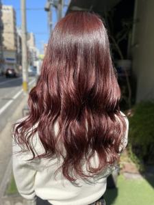 カシスピンクカラー　艶感　レイヤーカット　抜け感　ロングヘア - HAIR&HEADSPA SQUARE＊UNO HAKATA掲載