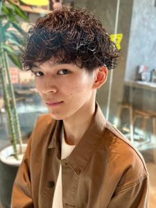 ツーブロック　束感　ツイストスパイラルパーマ　マッシュヘア - Men's Salon bloc掲載