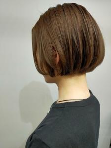 ショート　ミニボブ　カット - Licca GINZA掲載