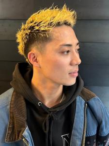 ツイスパ　刈り上げショート　ツートンカラー　イエロー - THIS IS BARBER 2nd掲載