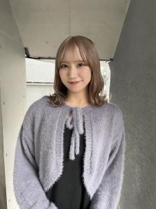 切りっぱなしボブ エアリーロング 美髪 ピンクブラウン - ARCANA 明治神宮前 表参道 原宿掲載