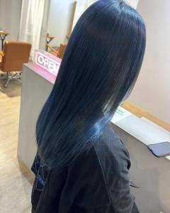 ネイビーブルー - ARBRE hair&make掲載