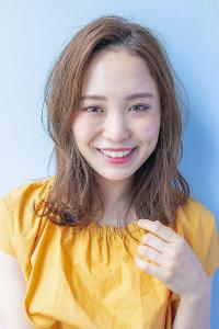 外ハネくびれミディ - RIKE by kotona 越谷 rooming hairsalon掲載