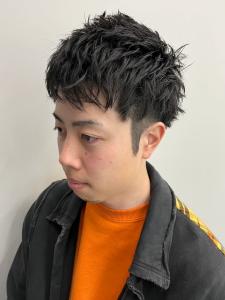 ツーブロック　メンズショート　束感　黒髪　ビジネス　マッシュ - Men's salon SEPT. 博多掲載