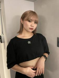 切りっぱなしボブ エアリーロング 美髪 ピンクブラウン - ARCANA 明治神宮前 表参道 原宿掲載