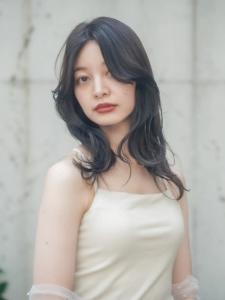 【pignon】アッシュグレージュ　レイヤーカット　セミロン - 髪質改善 SEPT. 天神大名掲載