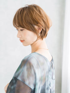 透け感ベージュ×くびれショートボブ - PREGO掲載