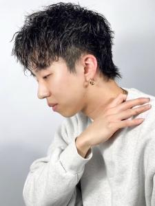 ツイストスパイラルショートウルフ - ヒロ銀座ヘアーサロン 麻布乃木坂 六本木駅前店掲載